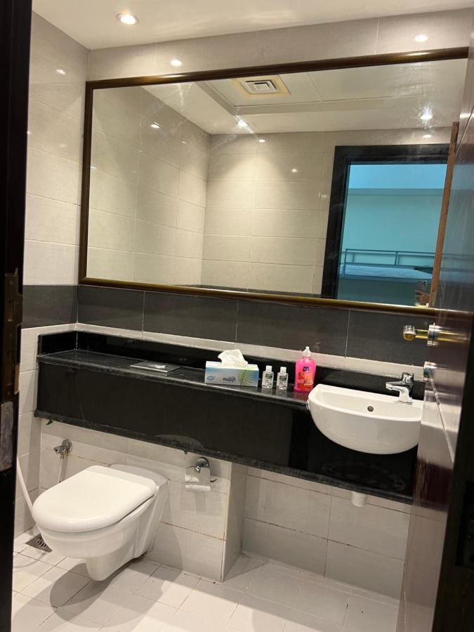 דובאי Grand Pearl Hostel For Boys מראה חיצוני תמונה